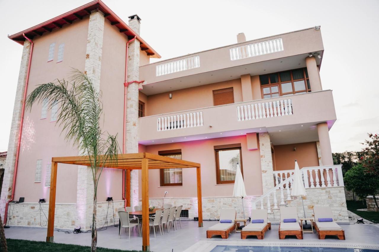 Green Villa With Private Pool Durrës Eksteriør billede