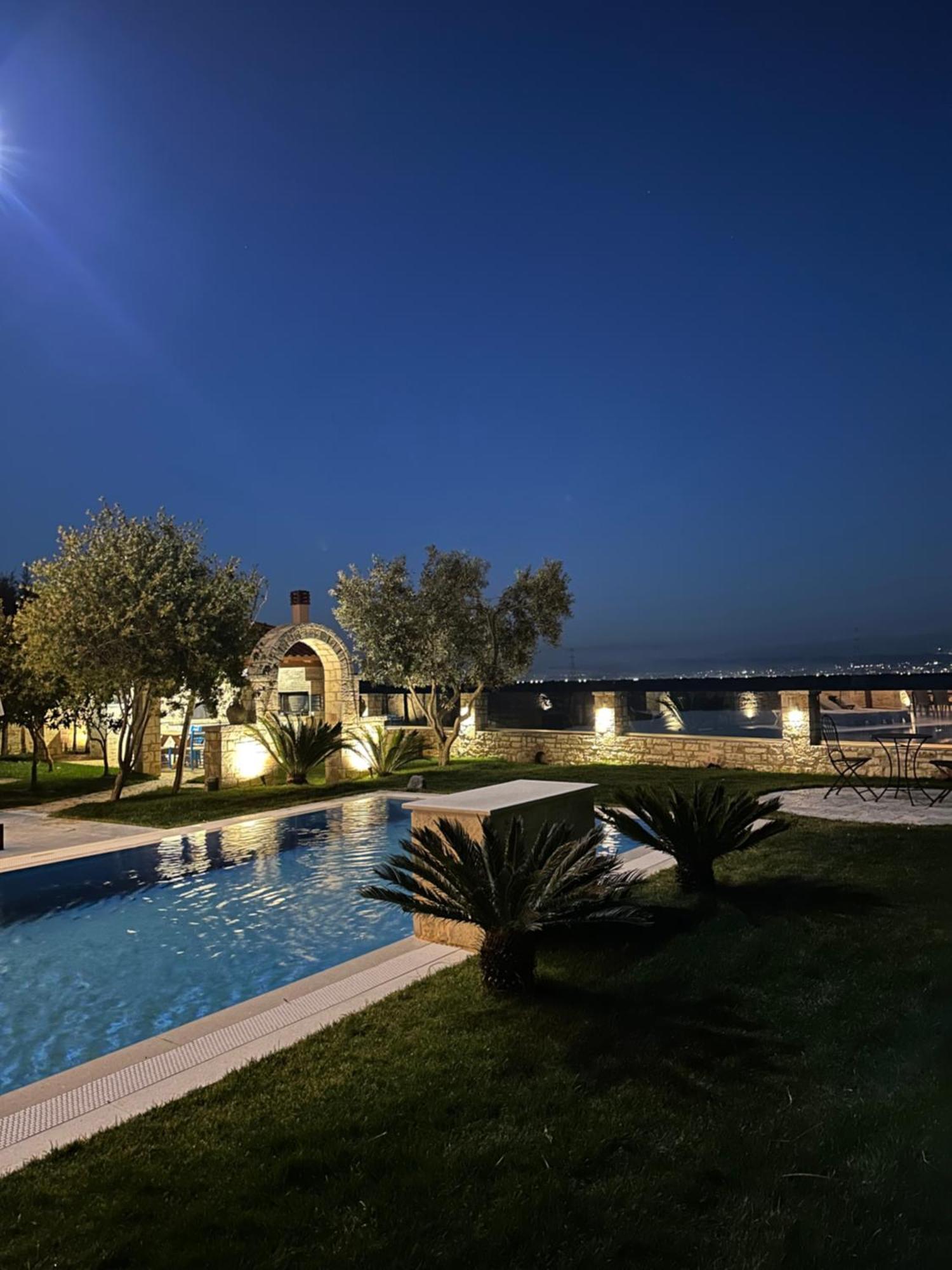 Green Villa With Private Pool Durrës Eksteriør billede