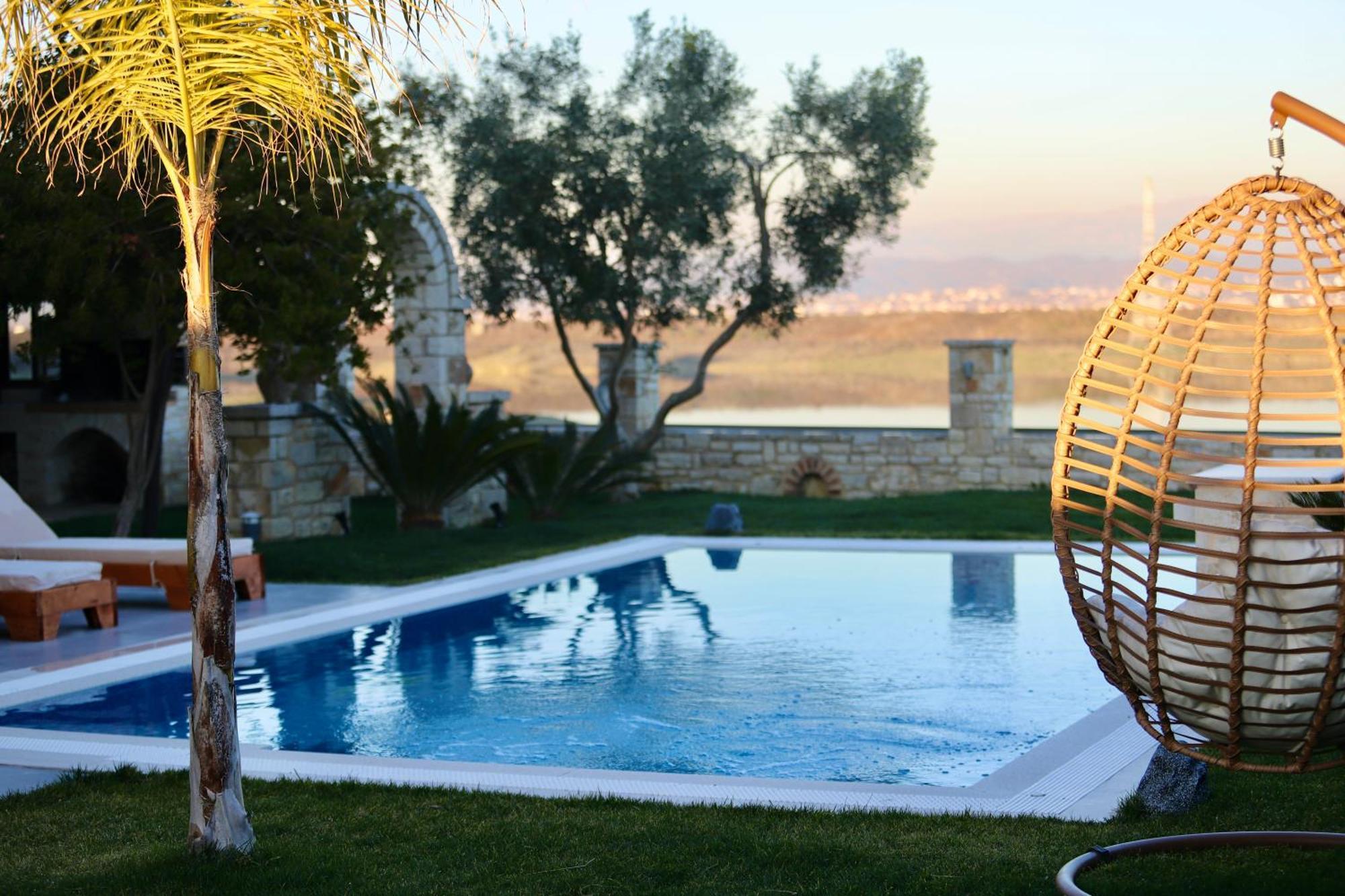 Green Villa With Private Pool Durrës Eksteriør billede