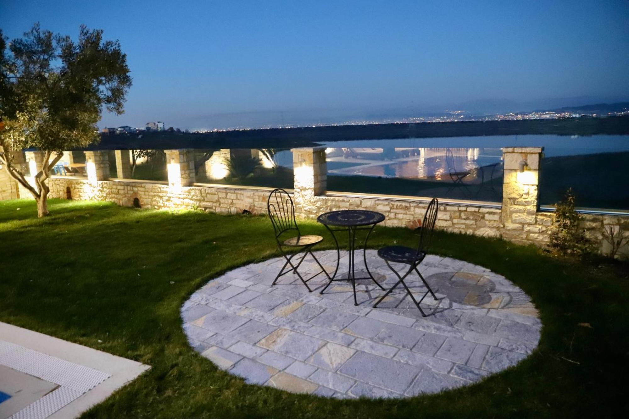 Green Villa With Private Pool Durrës Eksteriør billede
