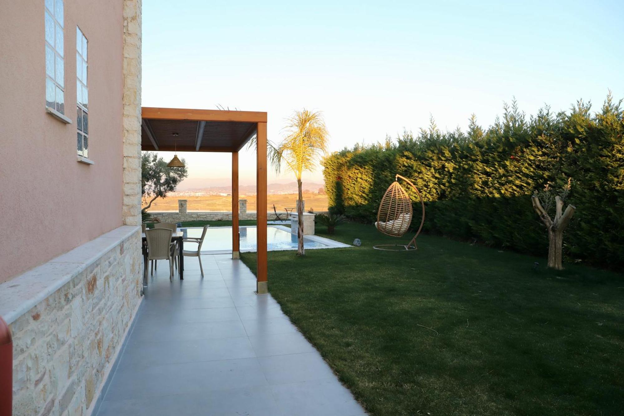 Green Villa With Private Pool Durrës Eksteriør billede