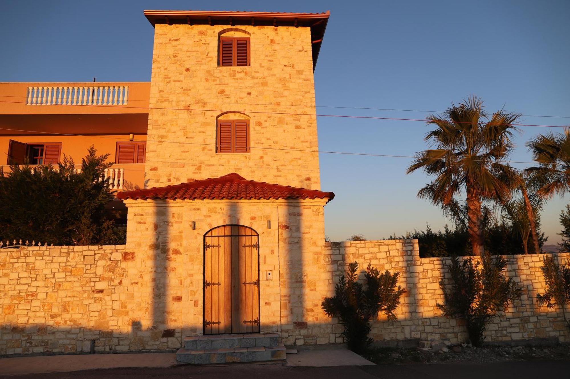 Green Villa With Private Pool Durrës Eksteriør billede